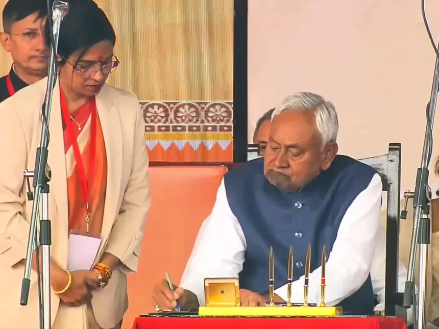 Nitish Kumar takes oath as Bihar's CM for 10th time