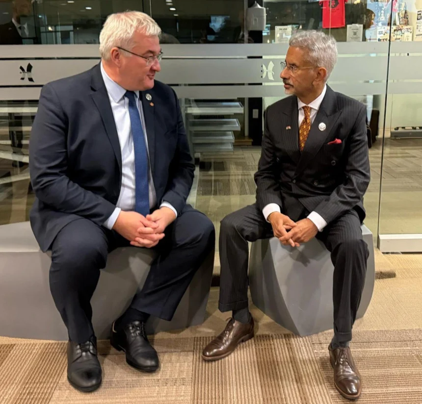 S Jaishankar meets Ukrainian Foreign Minister