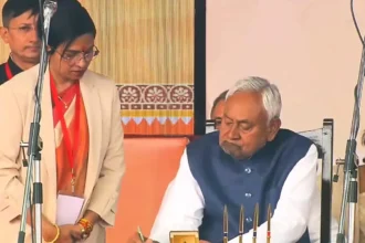 Nitish Kumar takes oath as Bihar's CM for 10th time